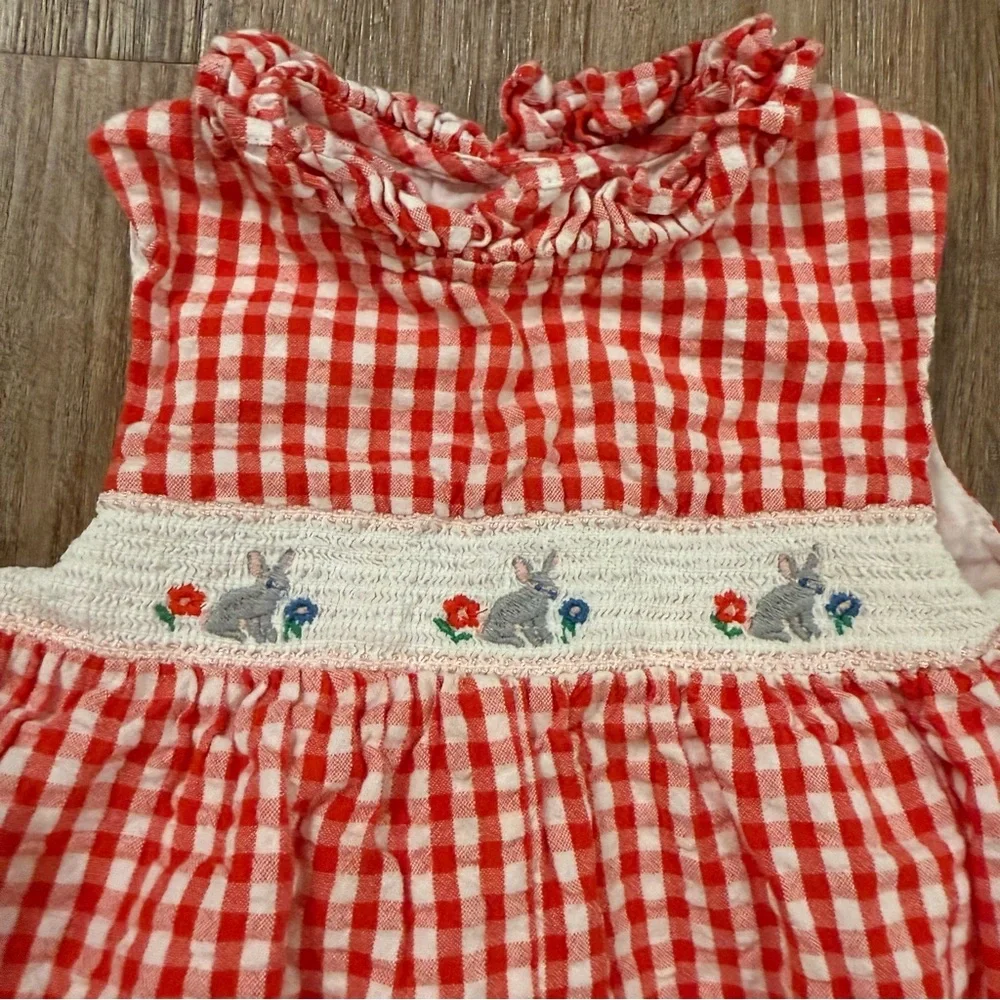 Mini Boden Romper Baby Girl 12-18 Months Red Gingham Smocked Bunny Ruffle Cotton - Picture 4 of 8